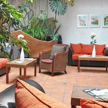 The Originals City, Hotel La Reine Jeanne, Ортез Экстерьер фото