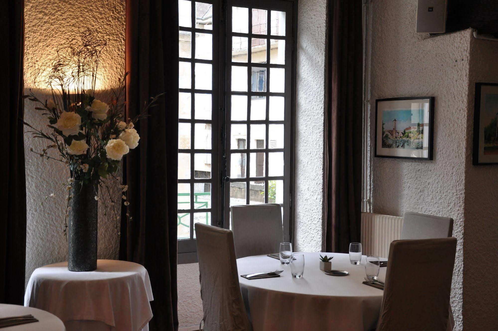 The Originals City, Hotel La Reine Jeanne, Ортез Экстерьер фото