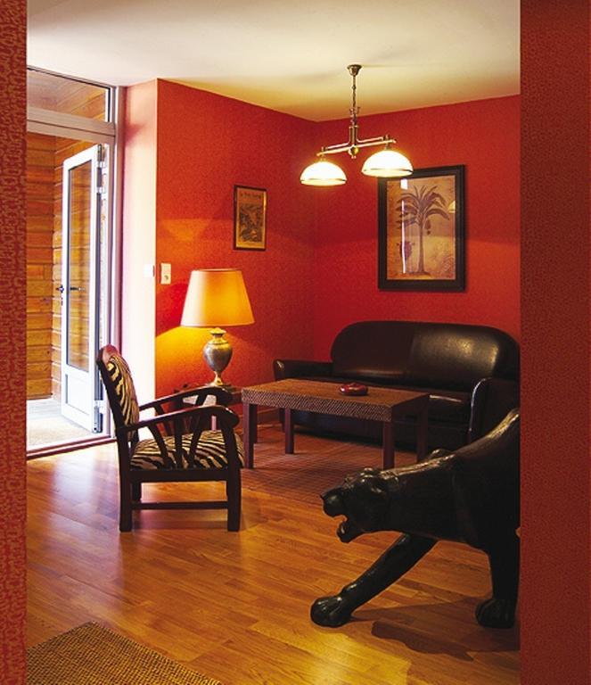 The Originals City, Hotel La Reine Jeanne, Ортез Экстерьер фото