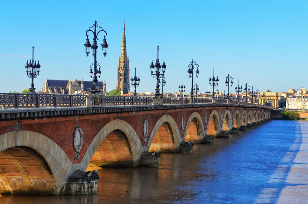 The Originals City, Hotel La Reine Jeanne, Ортез Экстерьер фото